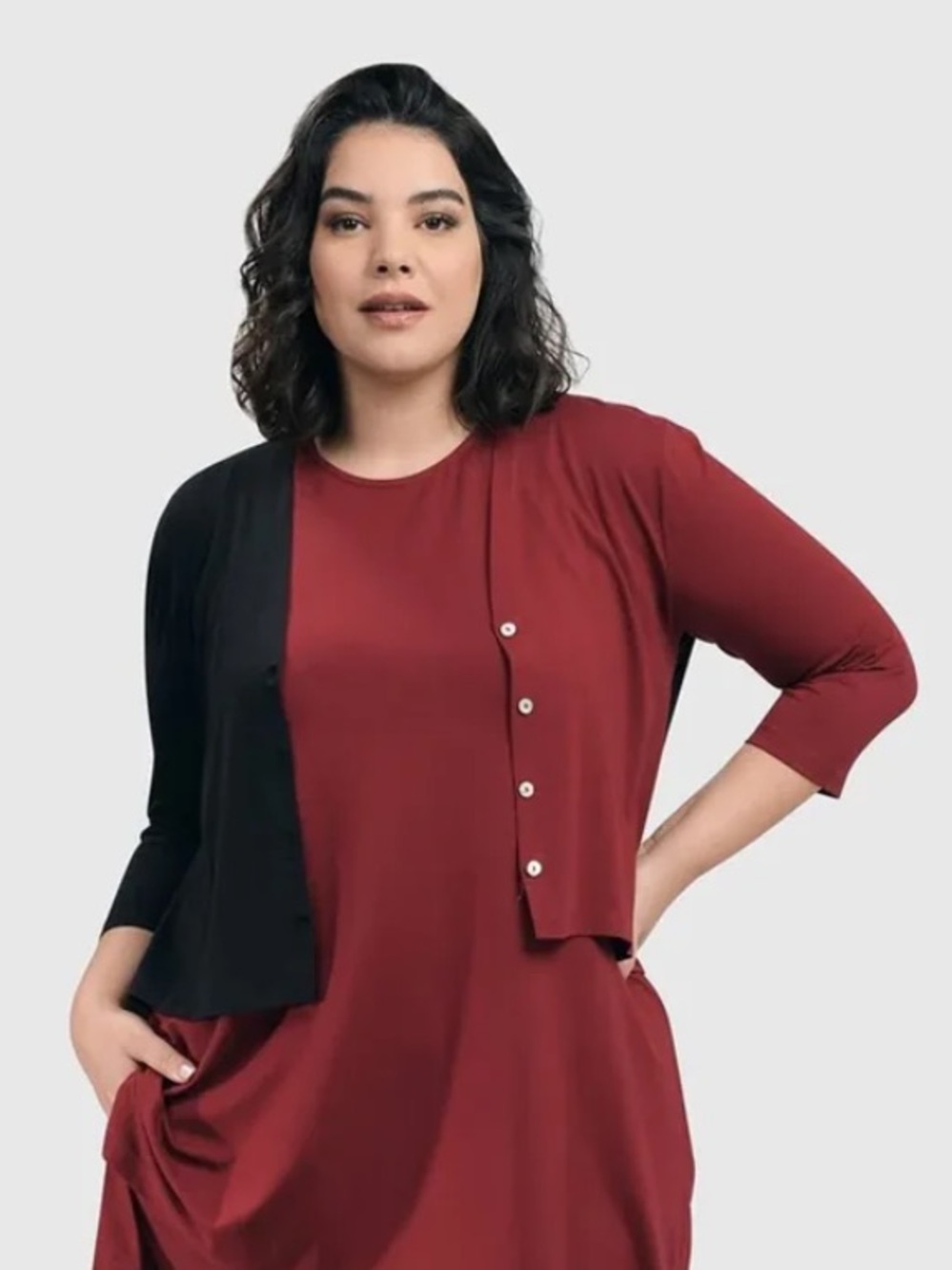 NWT Alembika Essential 2 Tone Cropped Cardigan Black/Plum